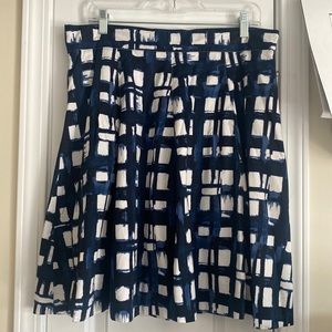 Amanda + Chelsea / Skirt / Size 14